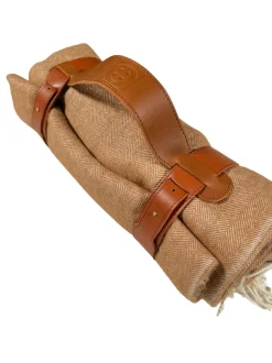 BUTTON DOWN ALPACA HERRINGBONE THROW WITH LEATHER CARRIER - CAMEL & WHITE