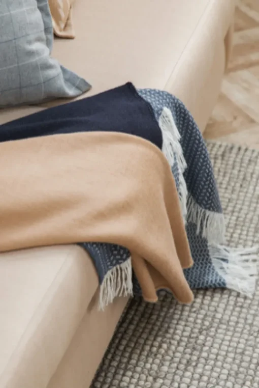 JOHNSTONS OF ELGIN MERINO WOOL COLOR BLOCK WOVEN THROW - NAVY